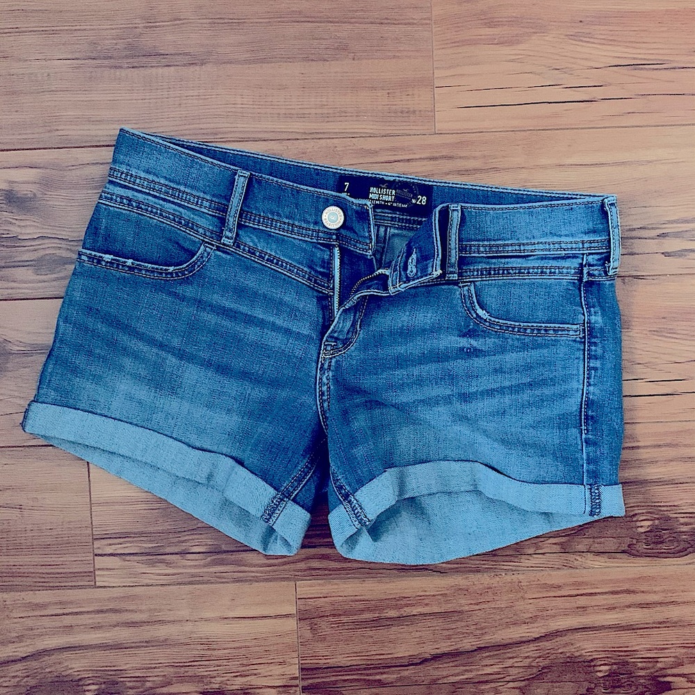 Hollister shorts size 28 (7)